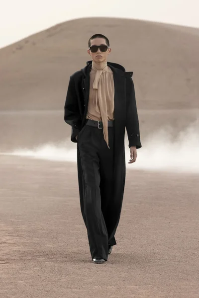 Look 35